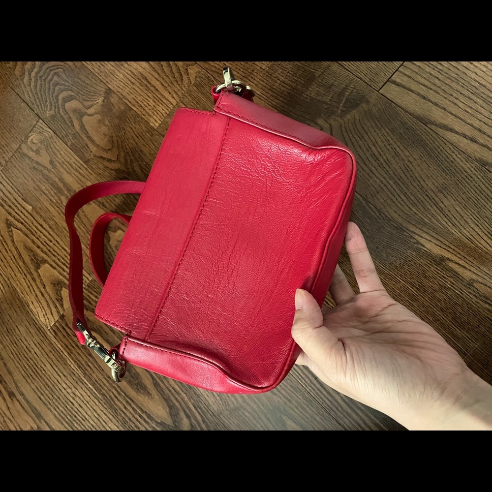 ✨[3 for $30]✨ Zara red genuine leather crossbody - Picture 5 of 5